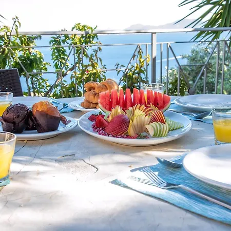Sotiris With Pool And Amazing Sea Views Νησάκι